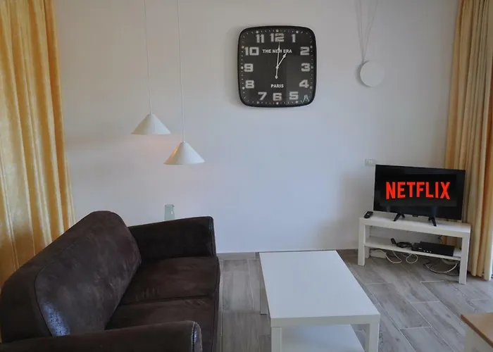 La Paz Ii Apartment *